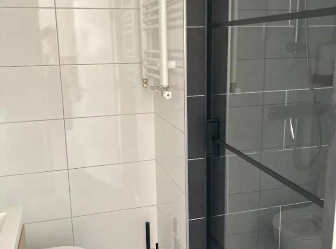 Klein Geluk * فارمينهاوْسِن